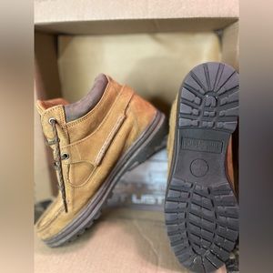 Timberlands woman’s work boots